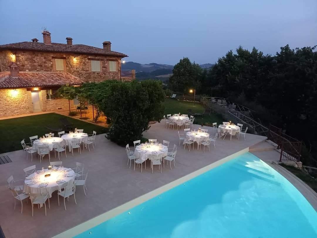 Agriturismo Fattoria Di Monticello San Venanzo Eksteriør billede